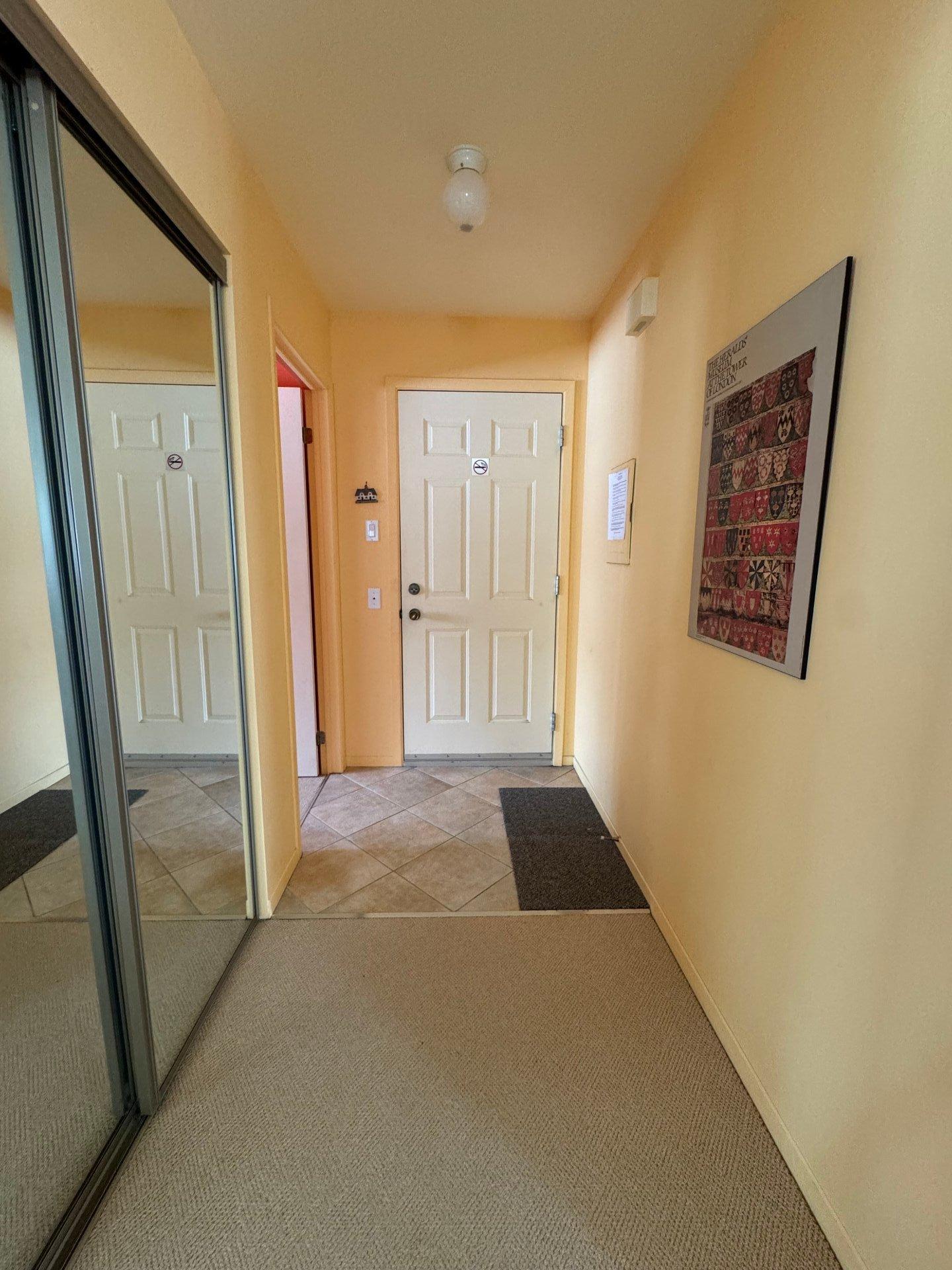 









1208


Rue Bellevue

, 5,
Mont-Blanc,




QC
J0T2G0

