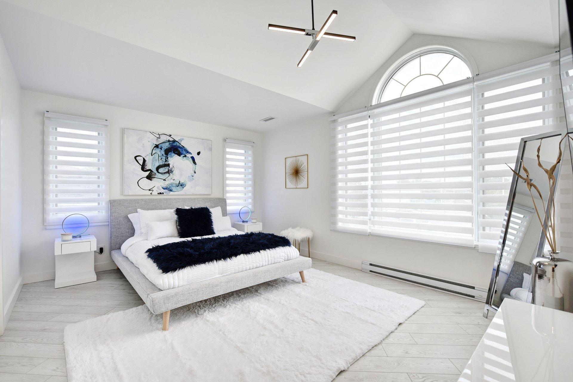 









8990


Place Rodier

,
Brossard,




QC
J4X1C1

