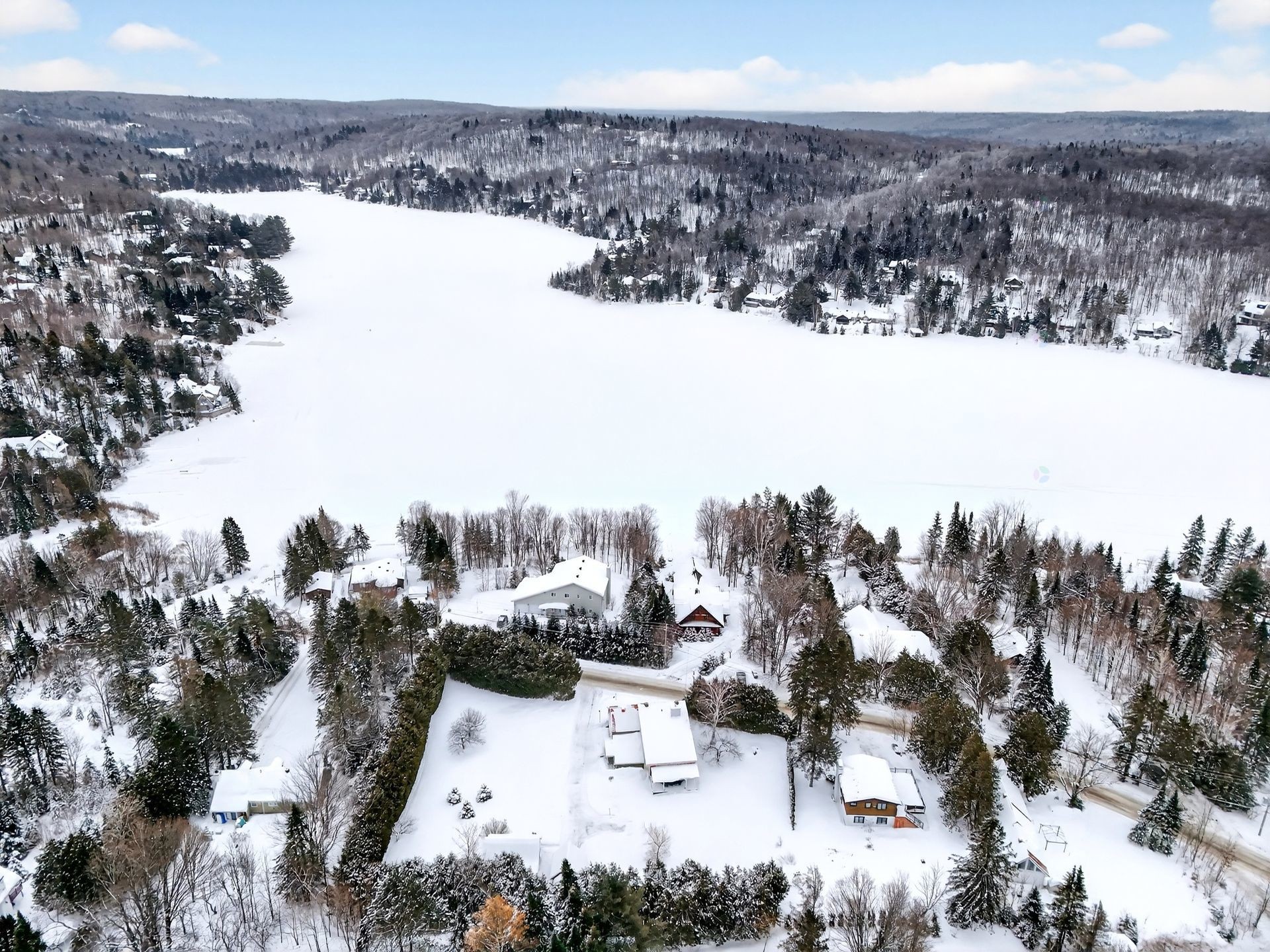 









1775


Ch. du Lac-des-Becs-Scie O.

,
Saint-Sauveur,




QC
J0R1R1

