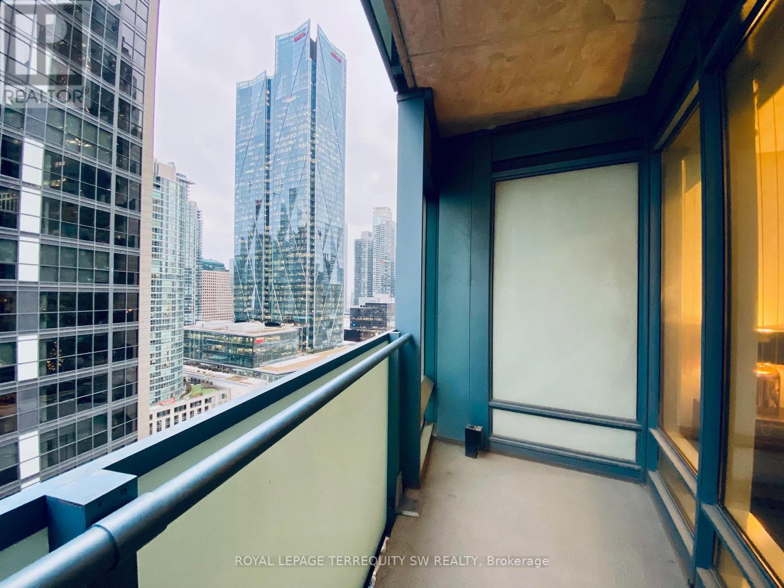 












2012 - 8 THE ESPLANADE

,
Toronto,




Ontario
M5E0A6

