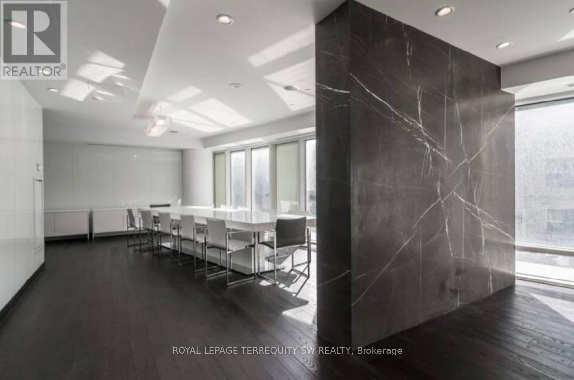 












2012 - 8 THE ESPLANADE

,
Toronto,




Ontario
M5E0A6

