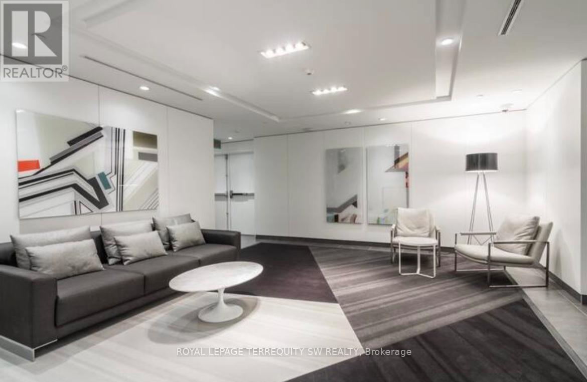 












2012 - 8 THE ESPLANADE

,
Toronto,




Ontario
M5E0A6

