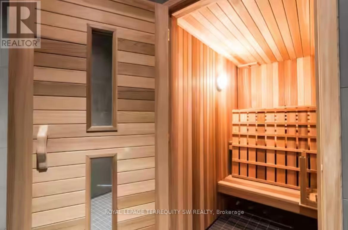 












2012 - 8 THE ESPLANADE

,
Toronto,




Ontario
M5E0A6

