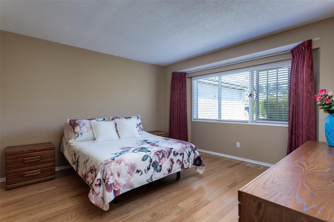 









950


Lanfranco

Road, 16,
Kelowna,




BC
V1W 3W8

