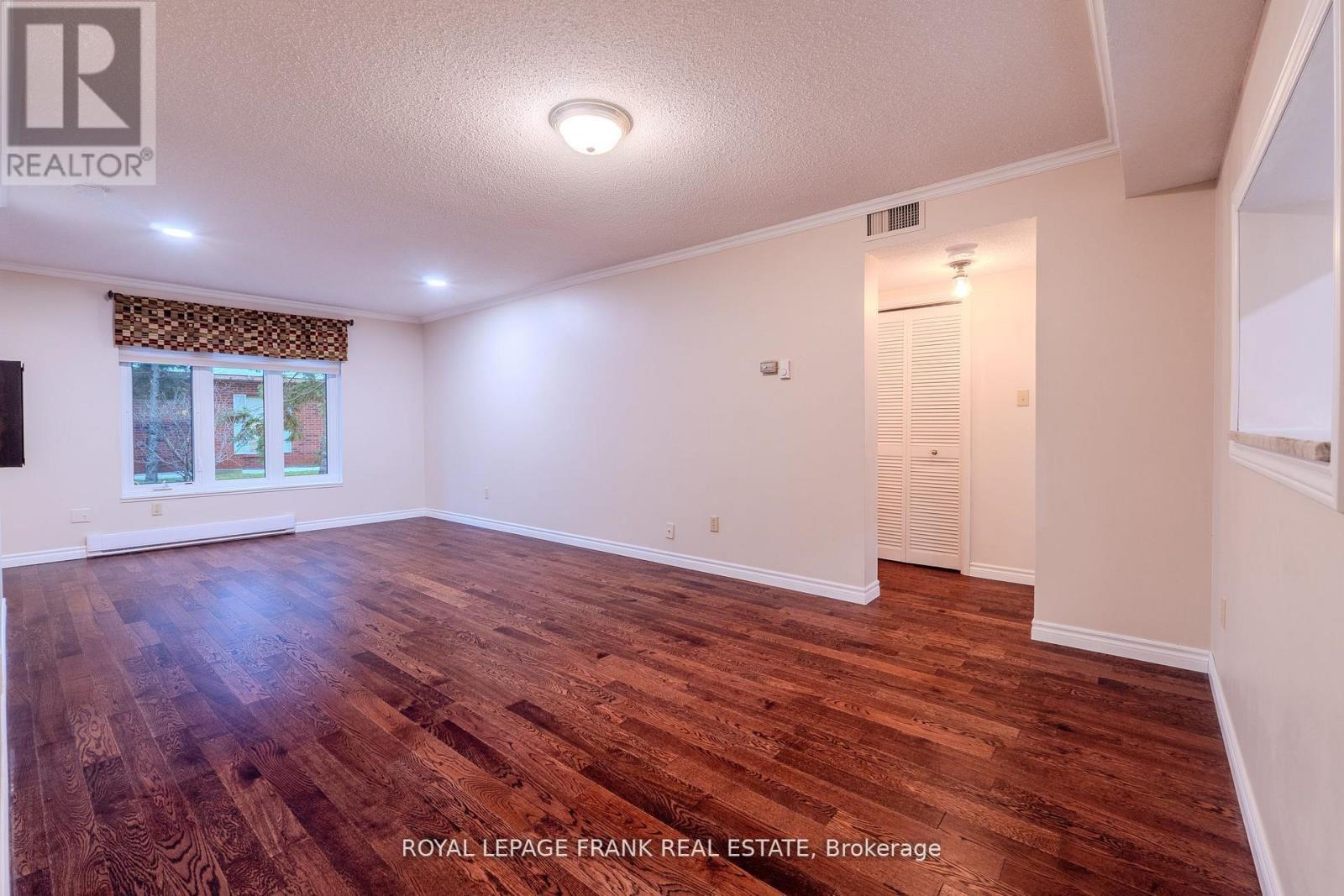 












112 - 2 HERITAGE WAY

,
Kawartha Lakes (Lindsay),




Ontario
K9V5P5

