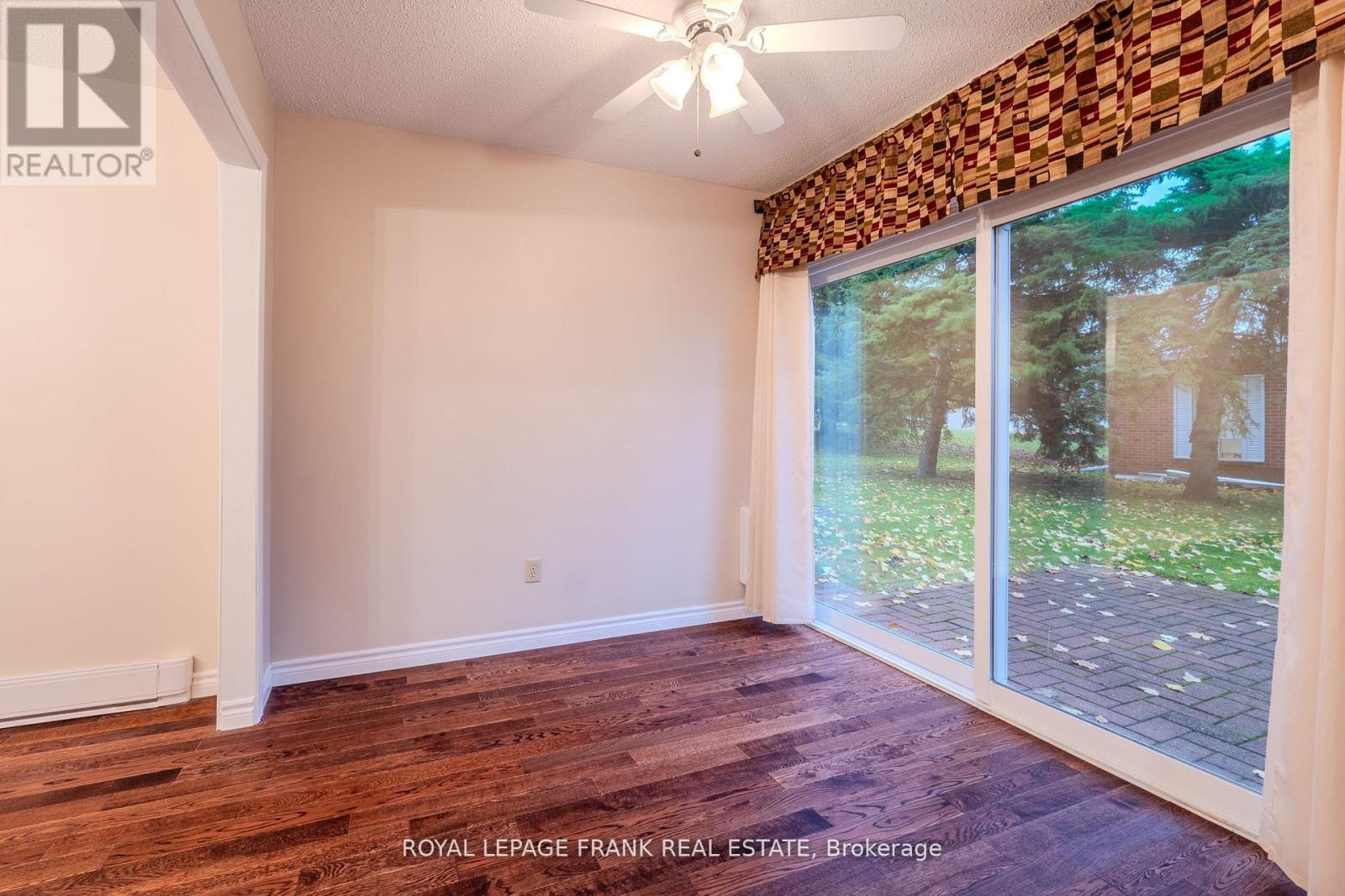 












112 - 2 HERITAGE WAY

,
Kawartha Lakes (Lindsay),




Ontario
K9V5P5

