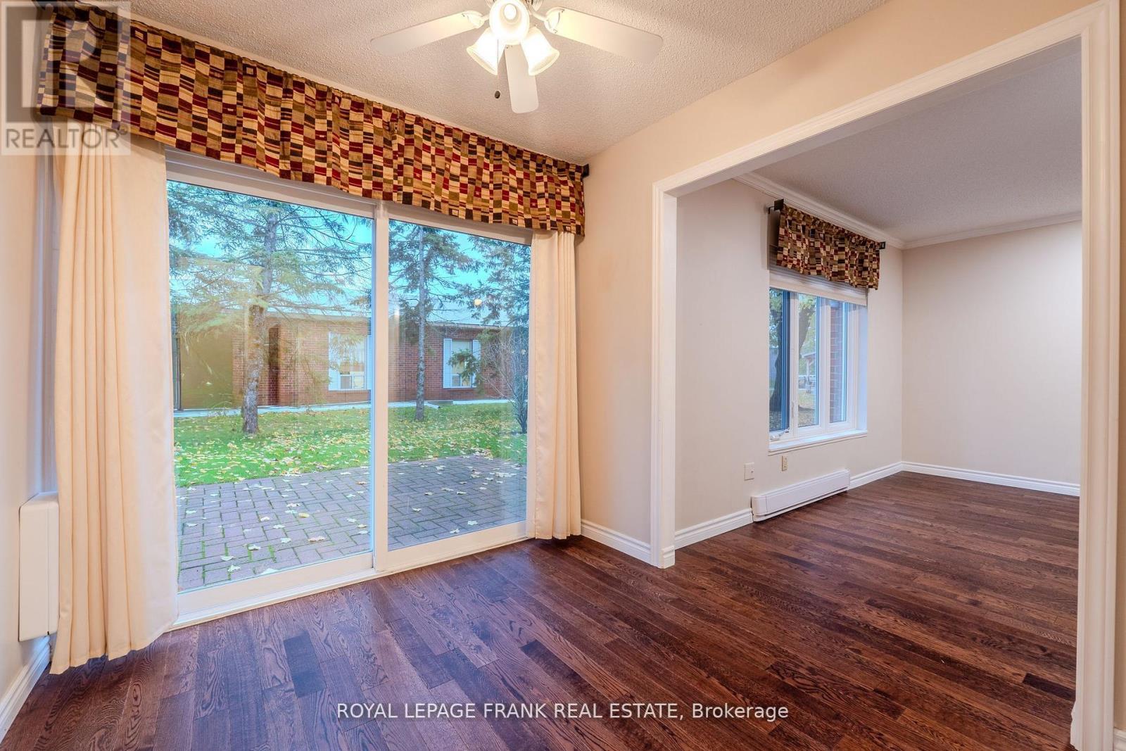 












112 - 2 HERITAGE WAY

,
Kawartha Lakes (Lindsay),




Ontario
K9V5P5

