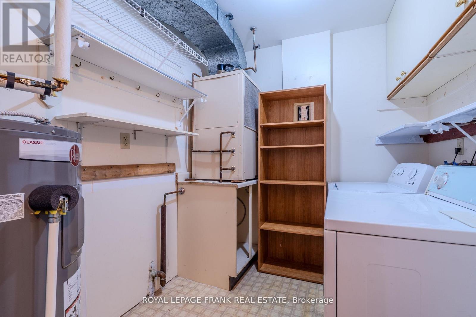 












112 - 2 HERITAGE WAY

,
Kawartha Lakes (Lindsay),




Ontario
K9V5P5

