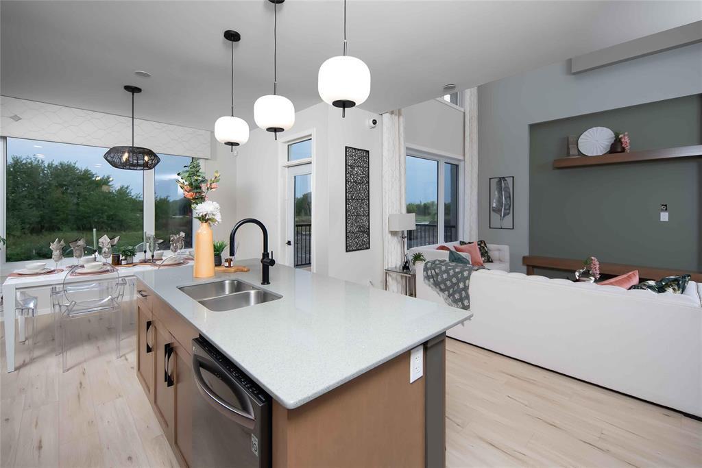 












14 Dave's Cove

,
West St Paul,




Manitoba
R2V5K1

