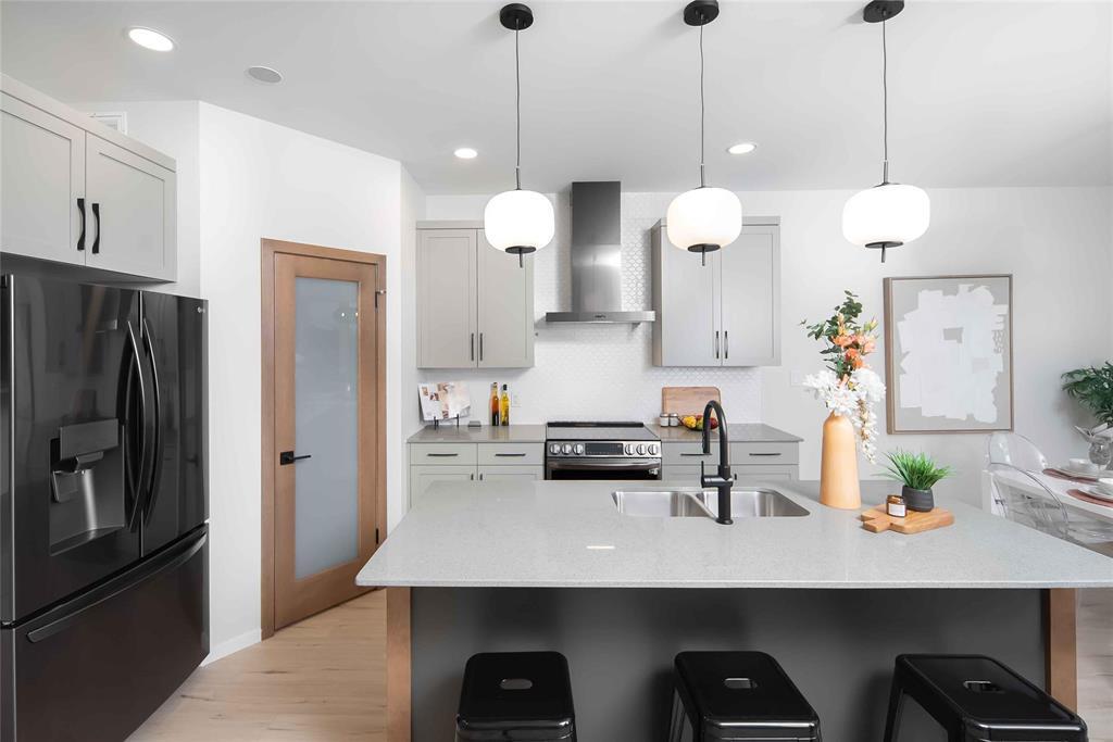 












14 Dave's Cove

,
West St Paul,




Manitoba
R2V5K1

