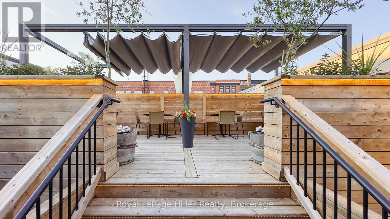 












34 BRUNSWICK STREET

,
Stratford,




Ontario
N5A3L8

