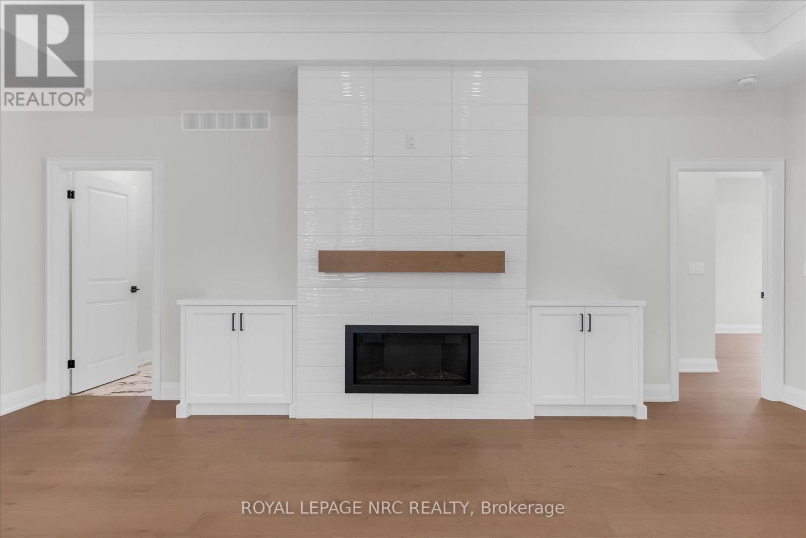 












207 FORKS ROAD

,
Welland (Dain City),




Ontario
L3B6C5

