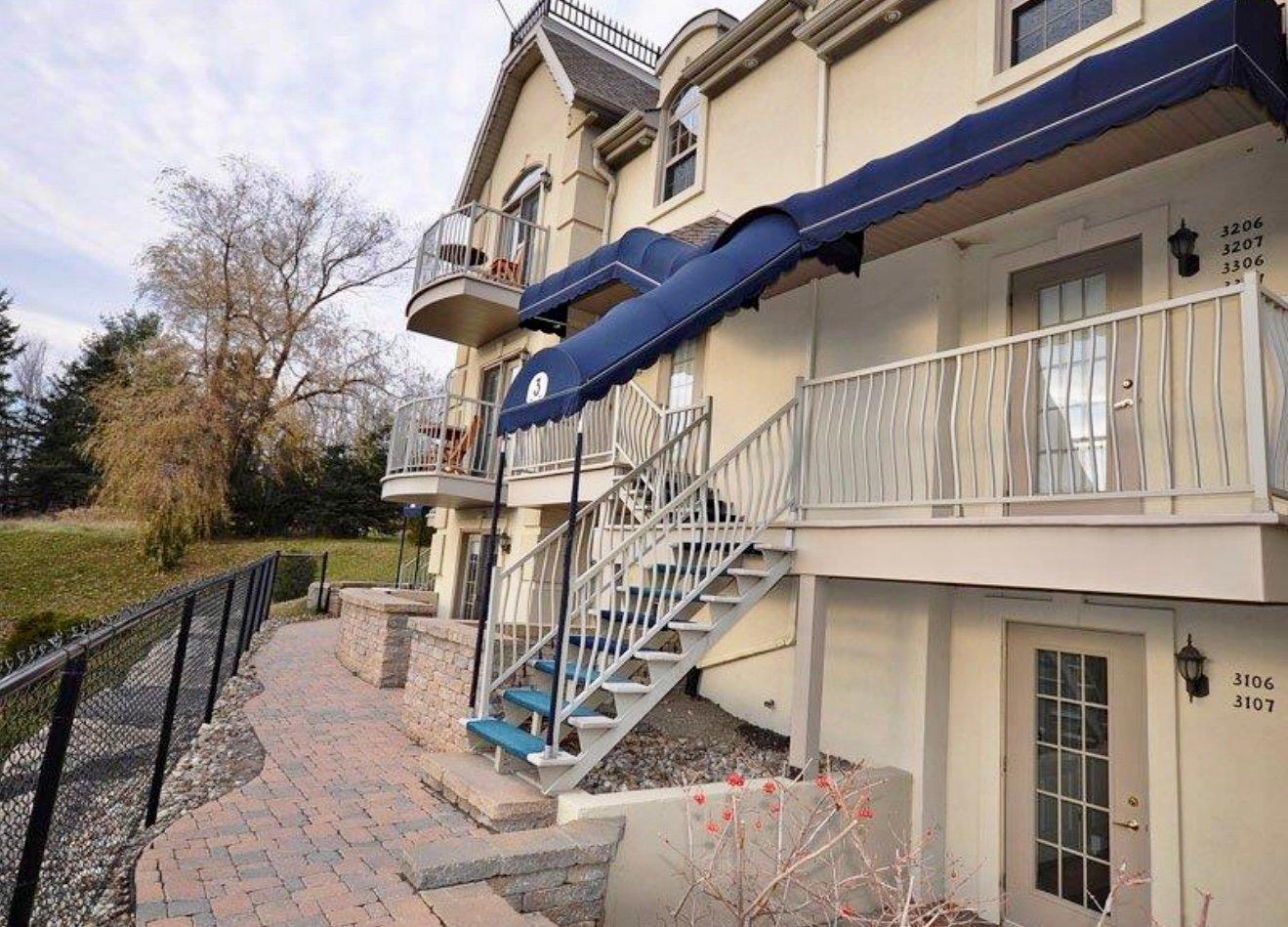 









570


Ch. des Frênes

, 3306,
Piedmont,




QC
J0R1K0

