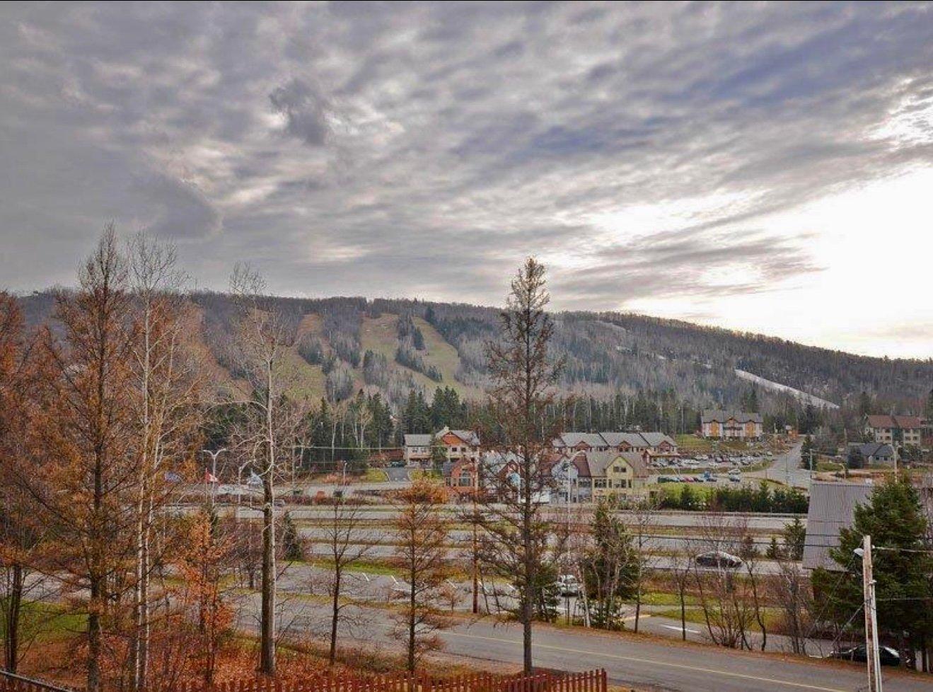 









570


Ch. des Frênes

, 3306,
Piedmont,




QC
J0R1K0

