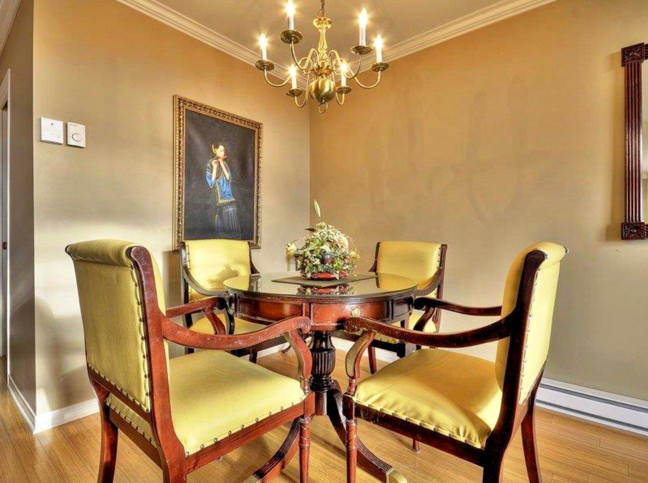 









570


Ch. des Frênes

, 3306,
Piedmont,




QC
J0R1K0

