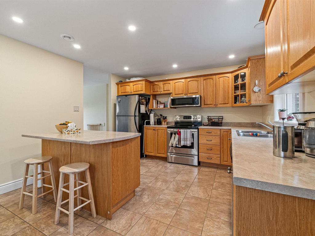 












89 Clearwood Court

,
Head Of St. Margarets Bay,




NS
B3Z 0E7

