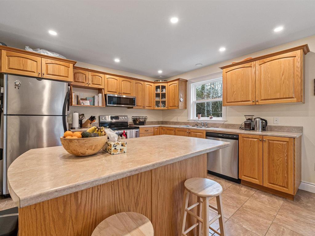 












89 Clearwood Court

,
Head Of St. Margarets Bay,




NS
B3Z 0E7

