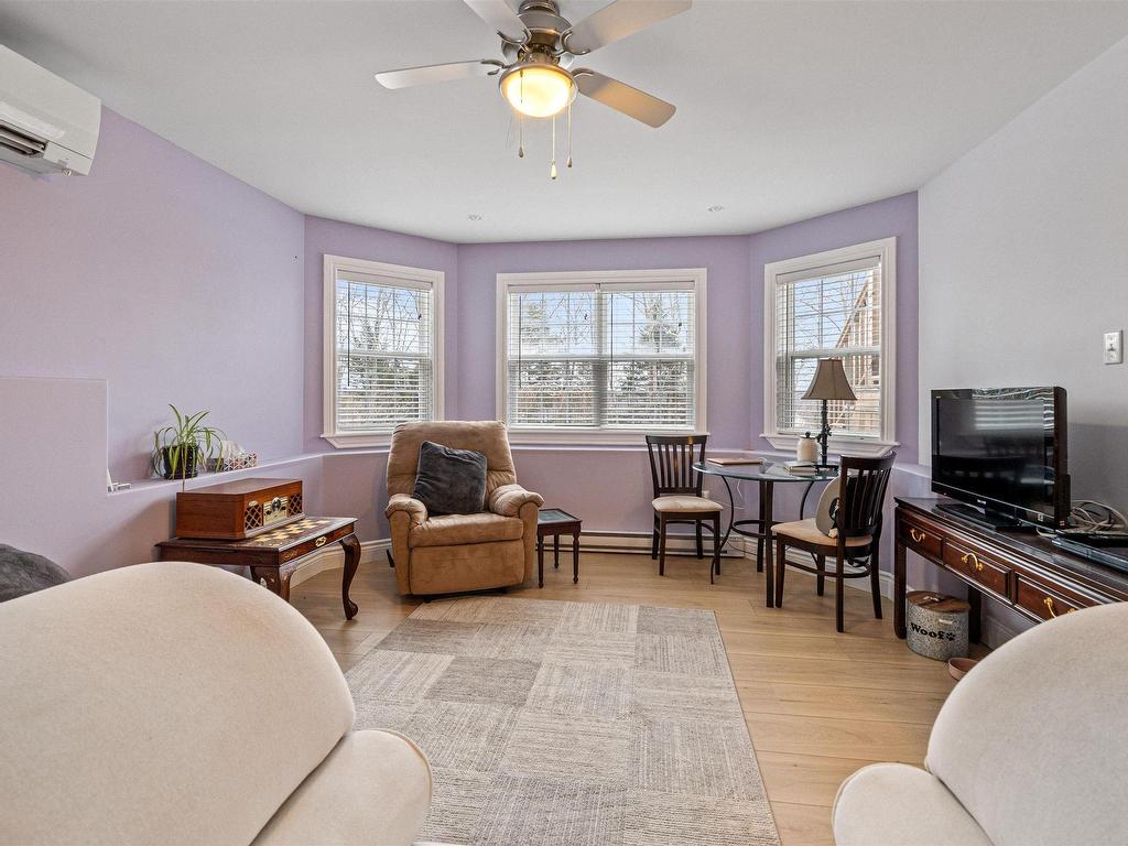 












89 Clearwood Court

,
Head Of St. Margarets Bay,




NS
B3Z 0E7

