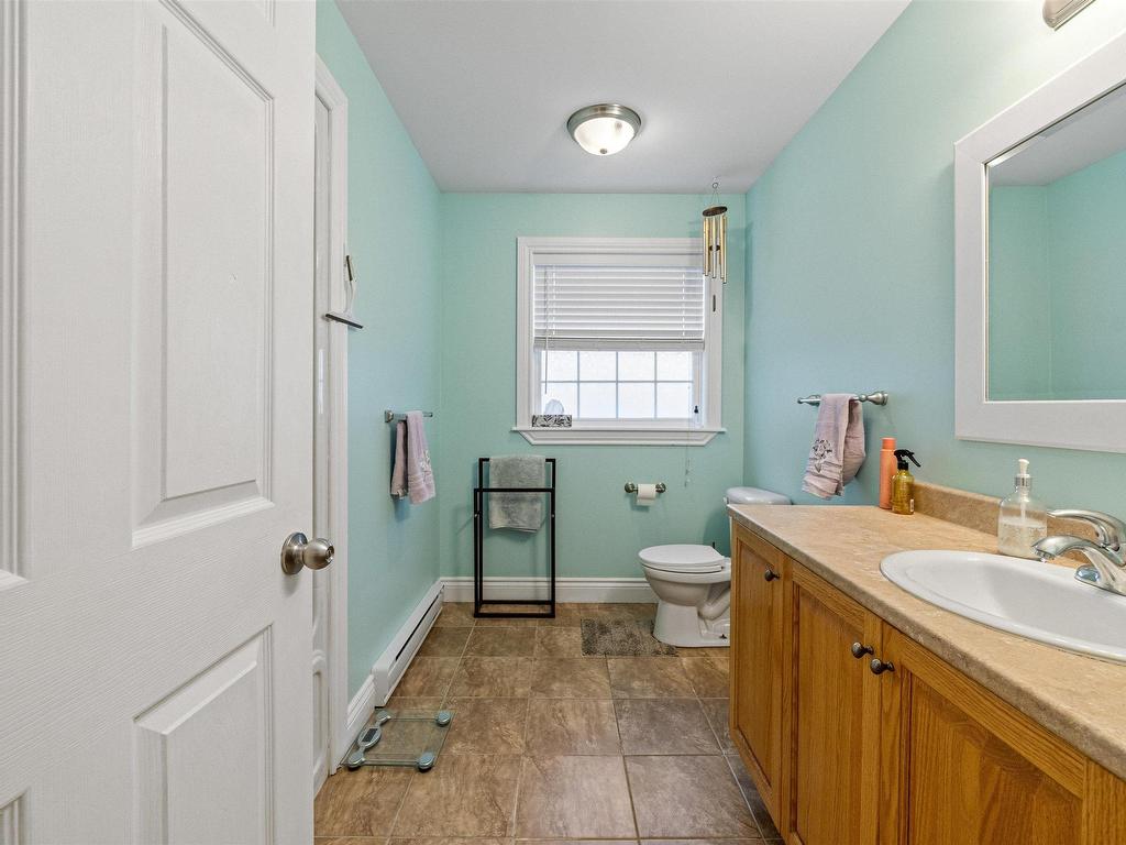 












89 Clearwood Court

,
Head Of St. Margarets Bay,




NS
B3Z 0E7

