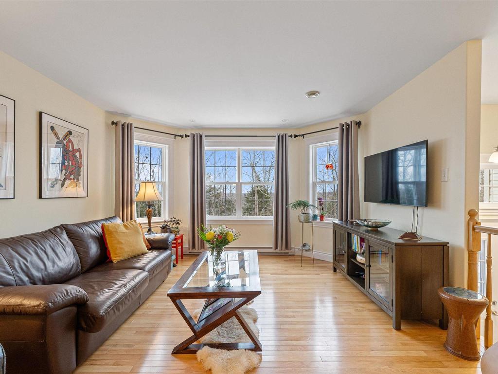 












89 Clearwood Court

,
Head Of St. Margarets Bay,




NS
B3Z 0E7

