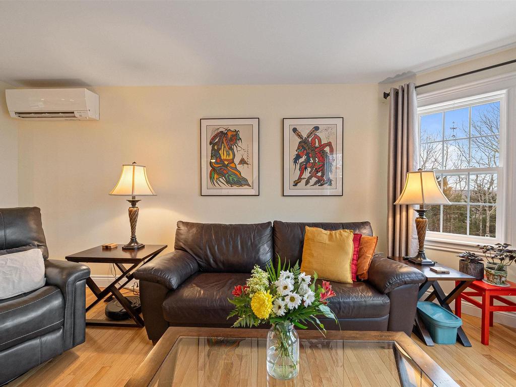 












89 Clearwood Court

,
Head Of St. Margarets Bay,




NS
B3Z 0E7

