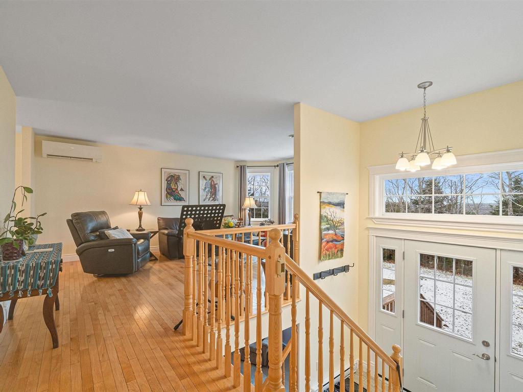 












89 Clearwood Court

,
Head Of St. Margarets Bay,




NS
B3Z 0E7

