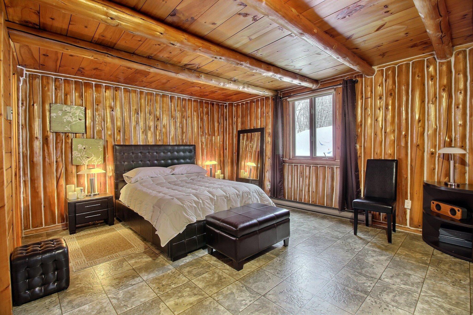 









62


Route 143

,
Melbourne,




QC
J0B2B0

