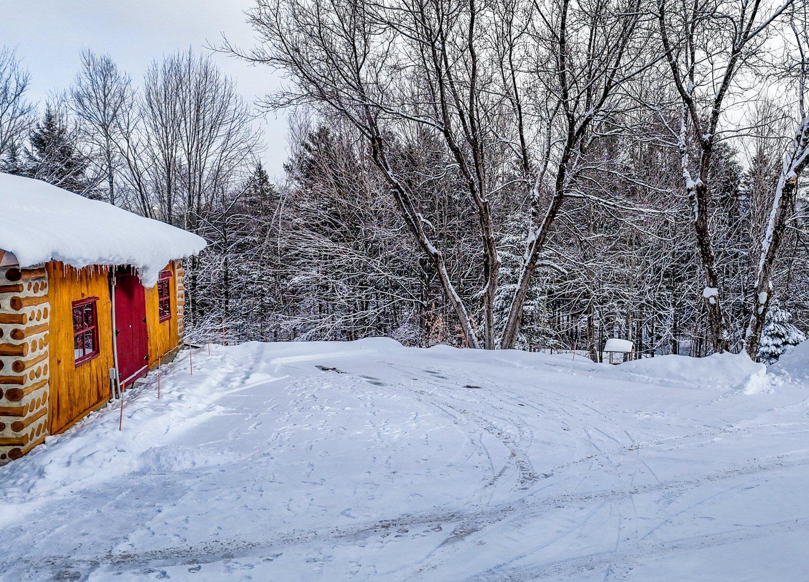 









62


Route 143

,
Melbourne,




QC
J0B2B0

