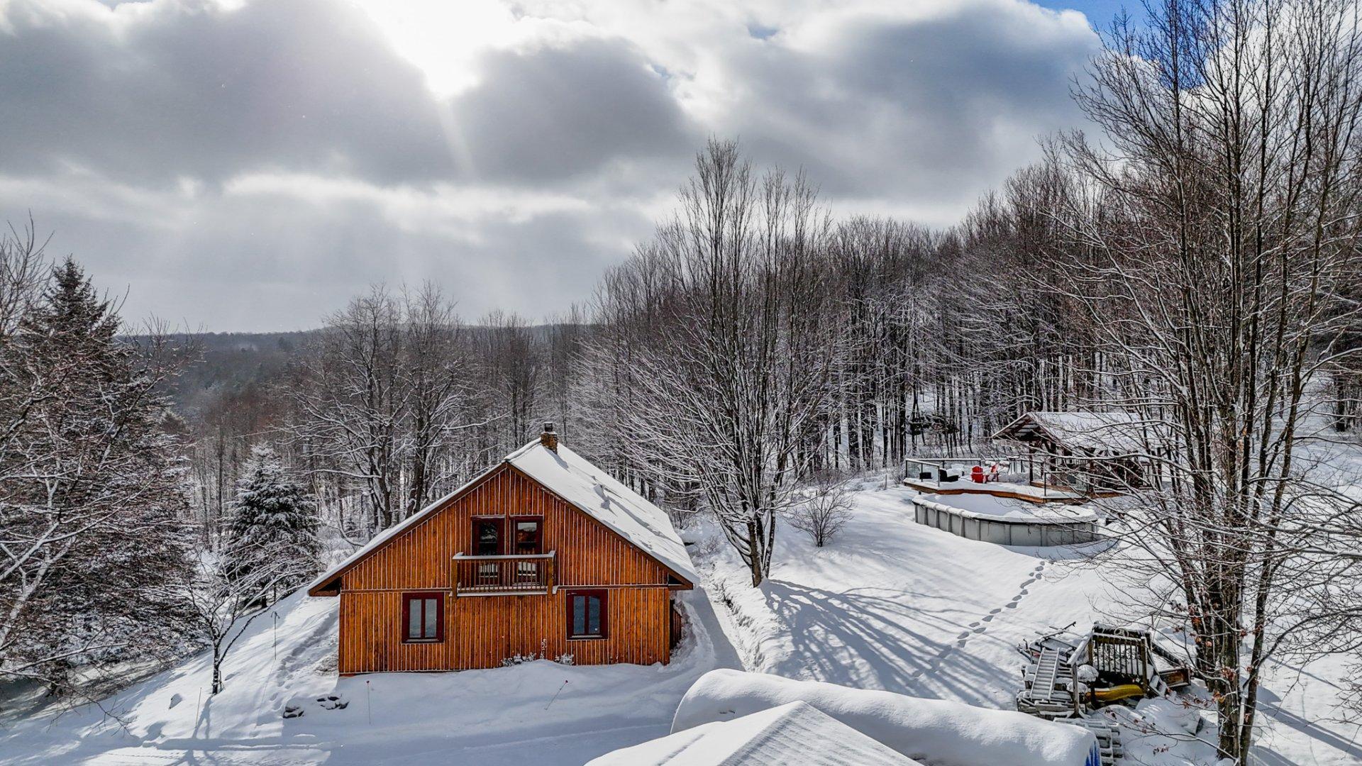 









62


Route 143

,
Melbourne,




QC
J0B2B0

