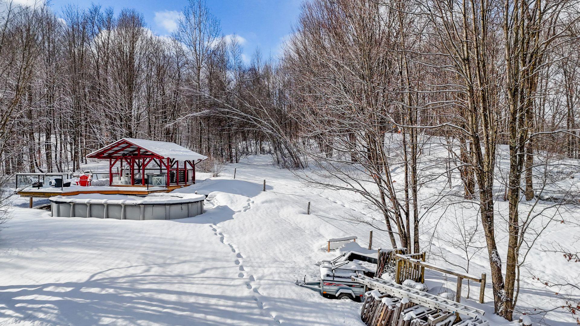 









62


Route 143

,
Melbourne,




QC
J0B2B0

