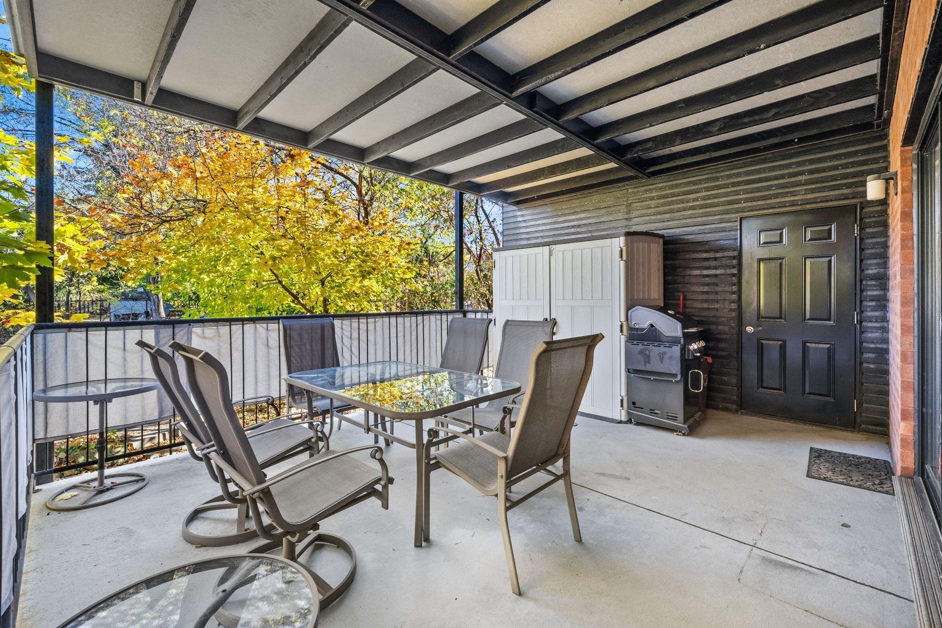 









1310


Ch. du Coteau-Rouge

, 3,
Longueuil (Le Vieux-Longueuil),




QC
J4K1X7

