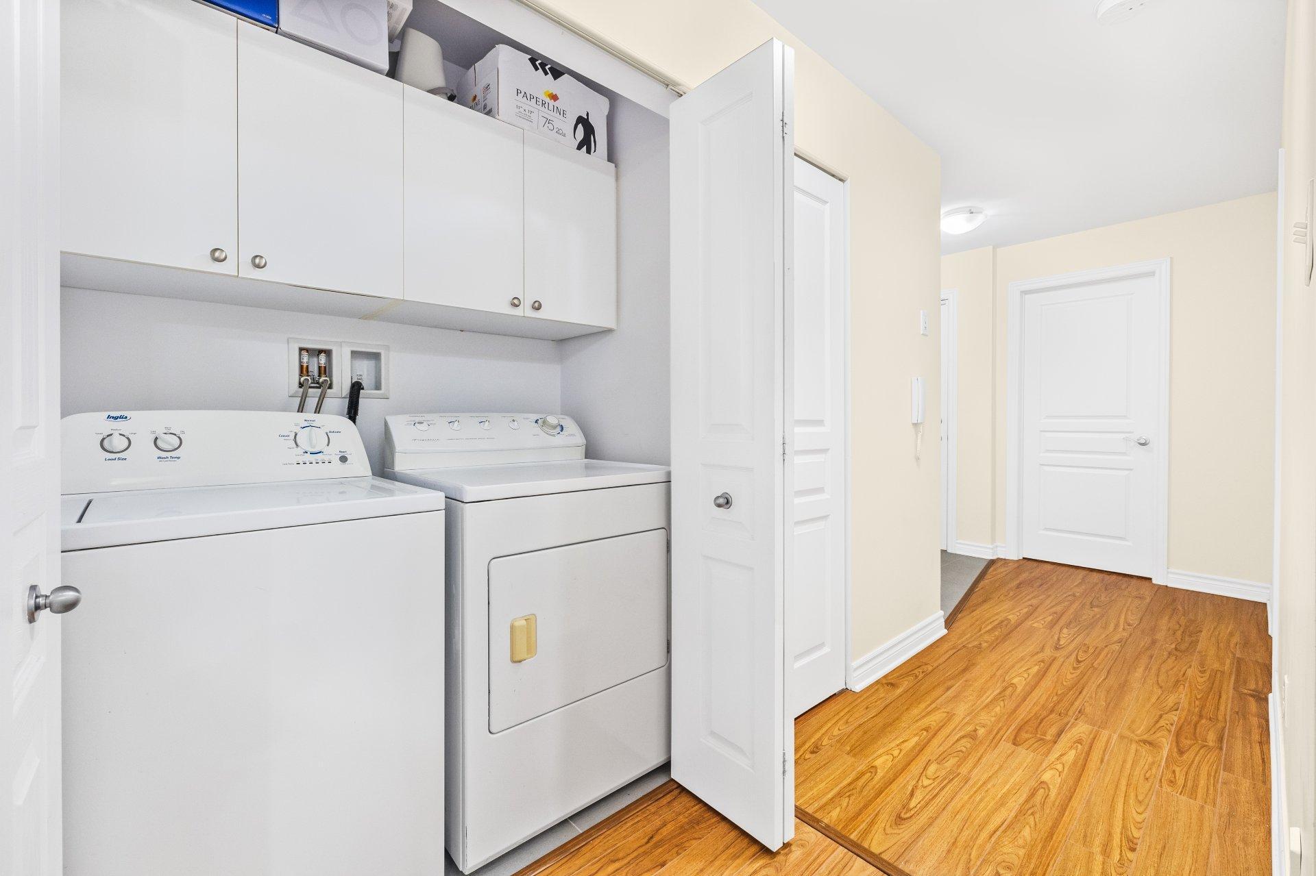 









1310


Ch. du Coteau-Rouge

, 3,
Longueuil (Le Vieux-Longueuil),




QC
J4K1X7

