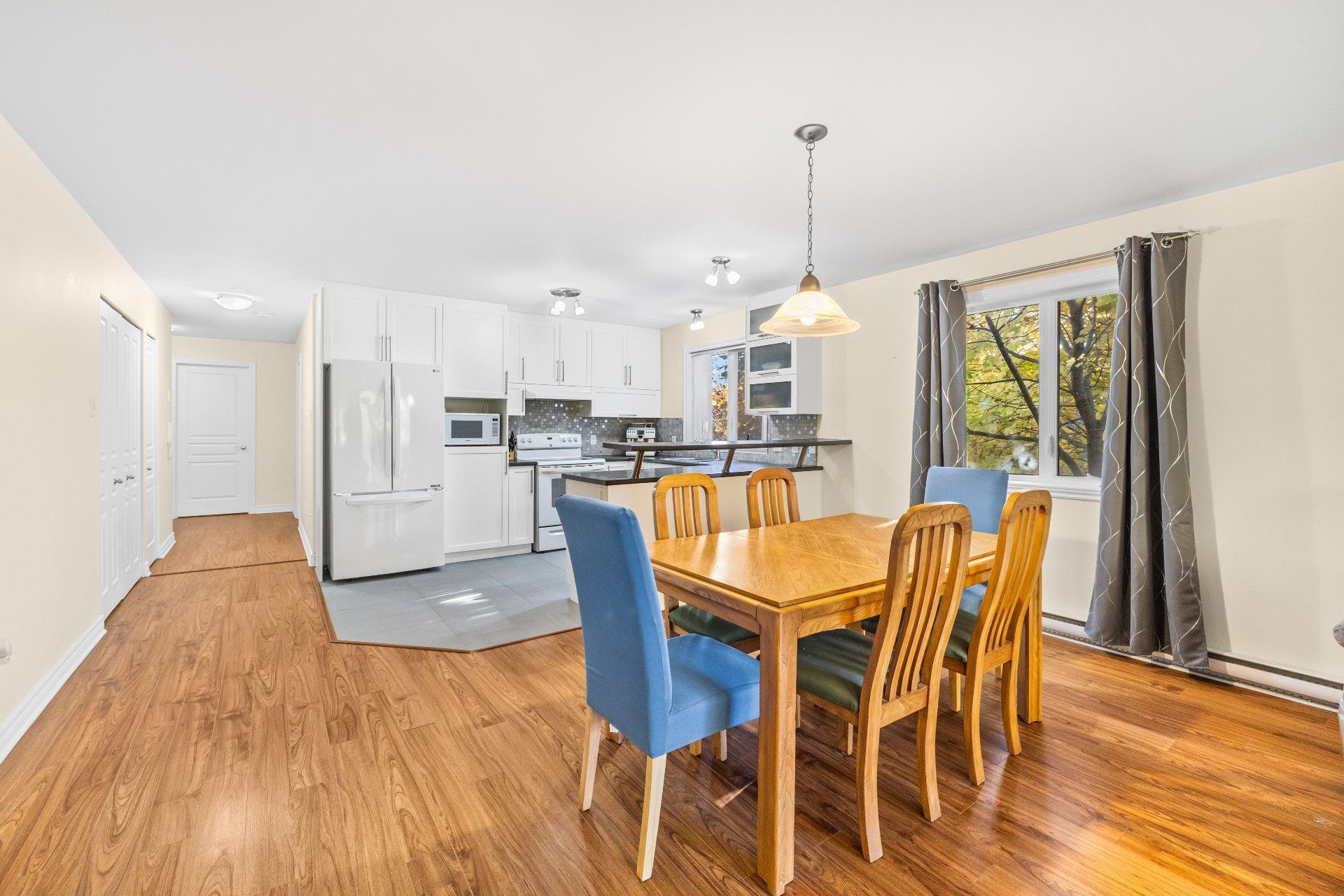 









1310


Ch. du Coteau-Rouge

, 3,
Longueuil (Le Vieux-Longueuil),




QC
J4K1X7

