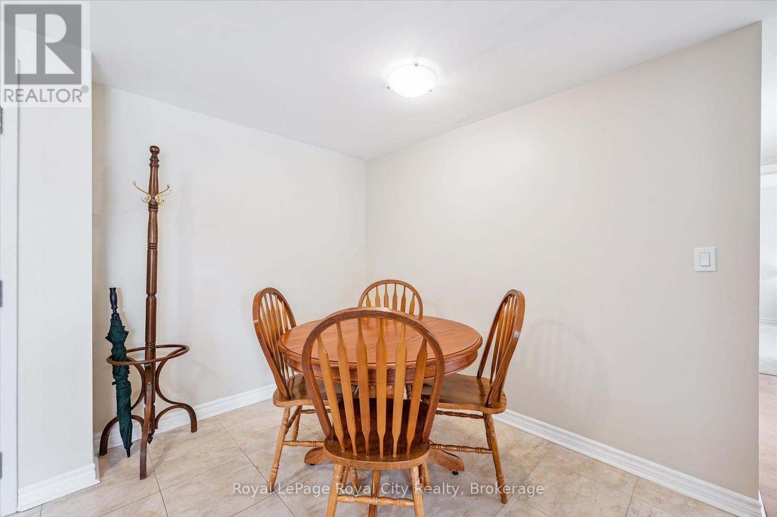 












212 - 37 GOODWIN DRIVE

,
Guelph (Pineridge/Westminster Woods),




Ontario
N1L0E6

