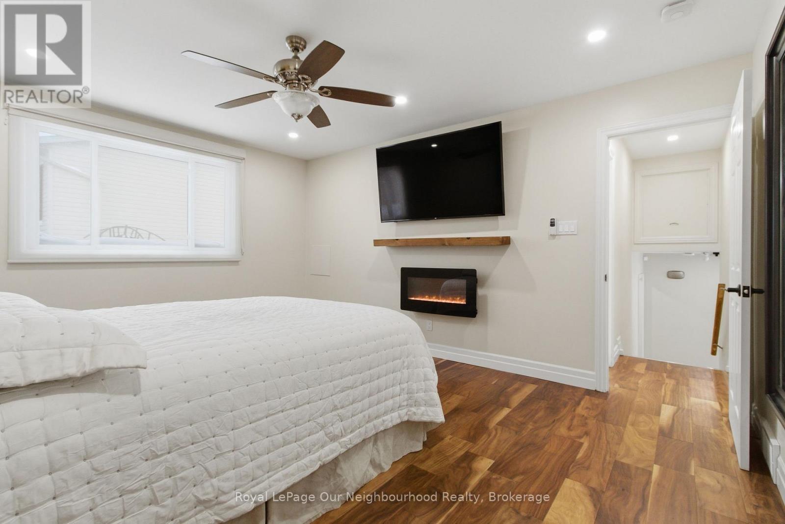 












181 MCMASTER DRIVE

,
London South,




Ontario
N6K1J6

