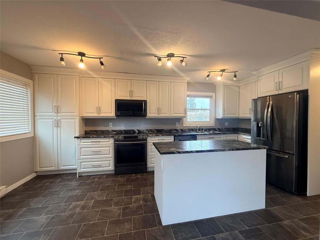 









3503


35

Street,
Vernon,




BC
V1T 6C2

