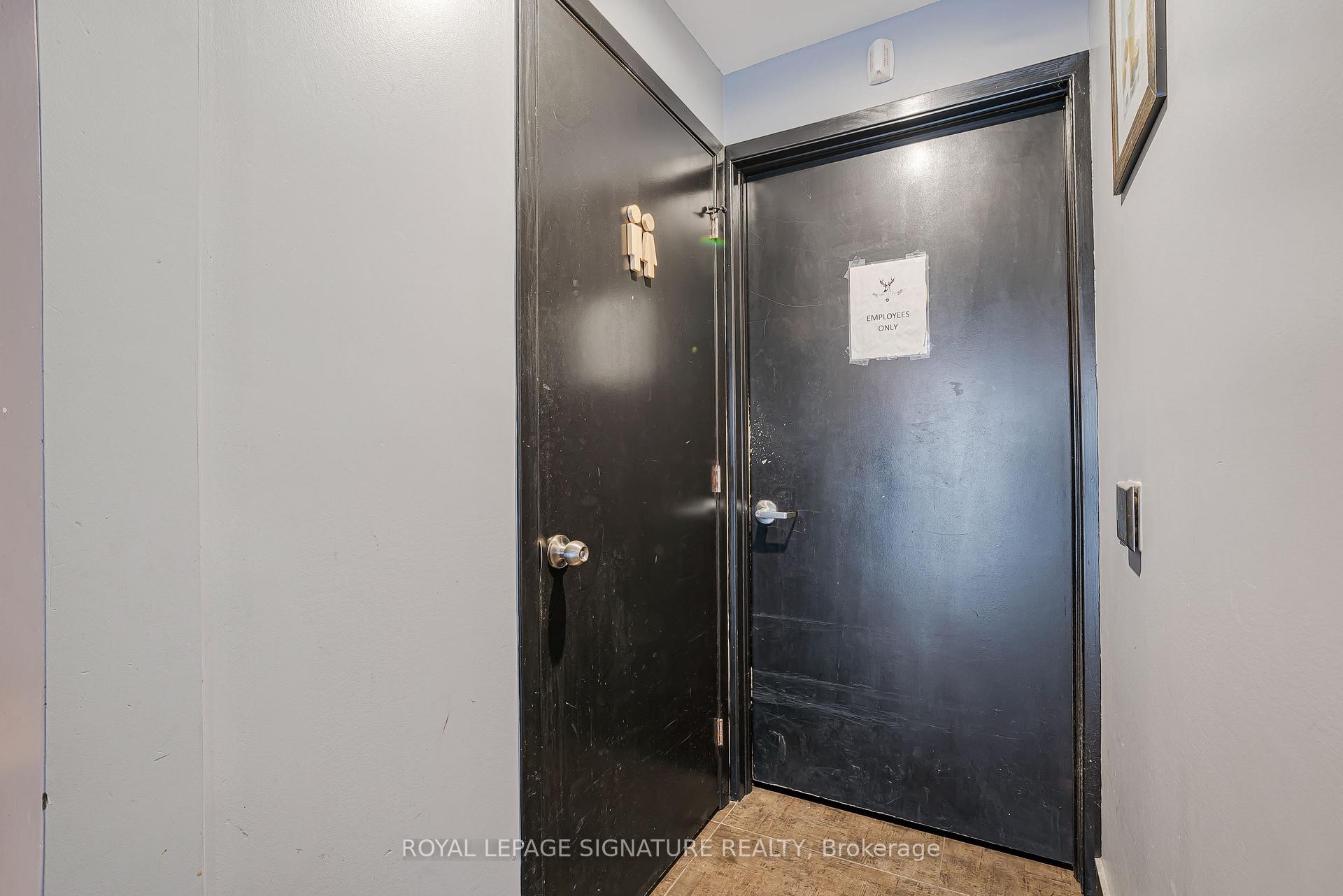 









325


Central

Parkway West, 11,
Mississauga,




ON
L5B 3X9

