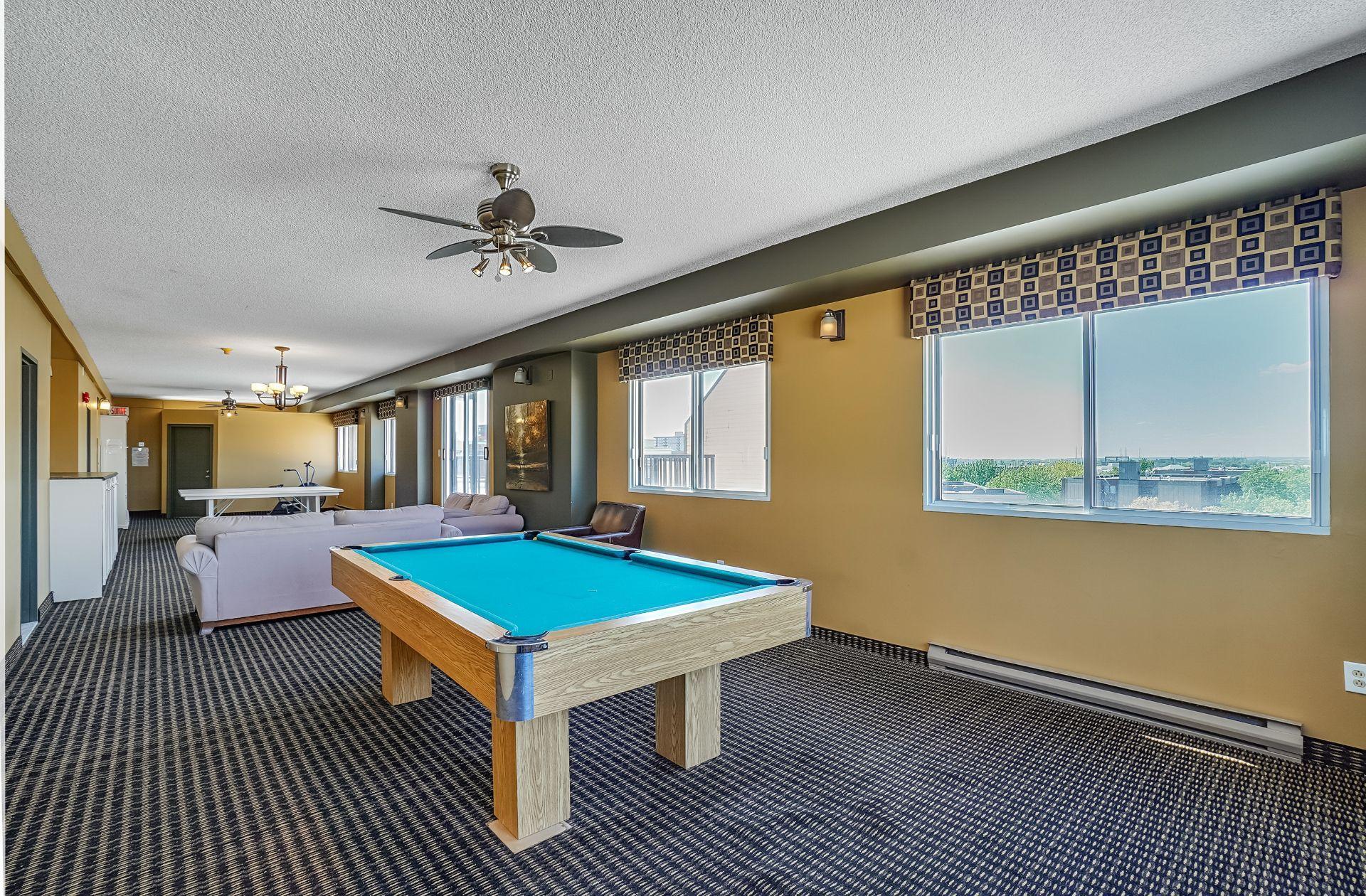 









6851


Boul. des Roseraies

, 405,
Montréal (Anjou),




QC
H1M3N3

