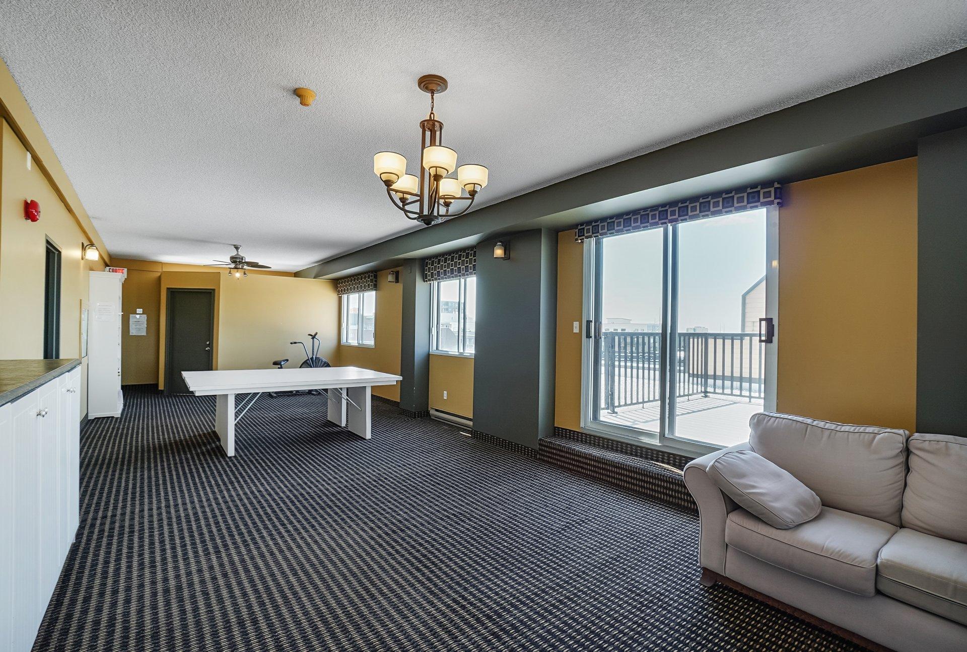 









6851


Boul. des Roseraies

, 405,
Montréal (Anjou),




QC
H1M3N3

