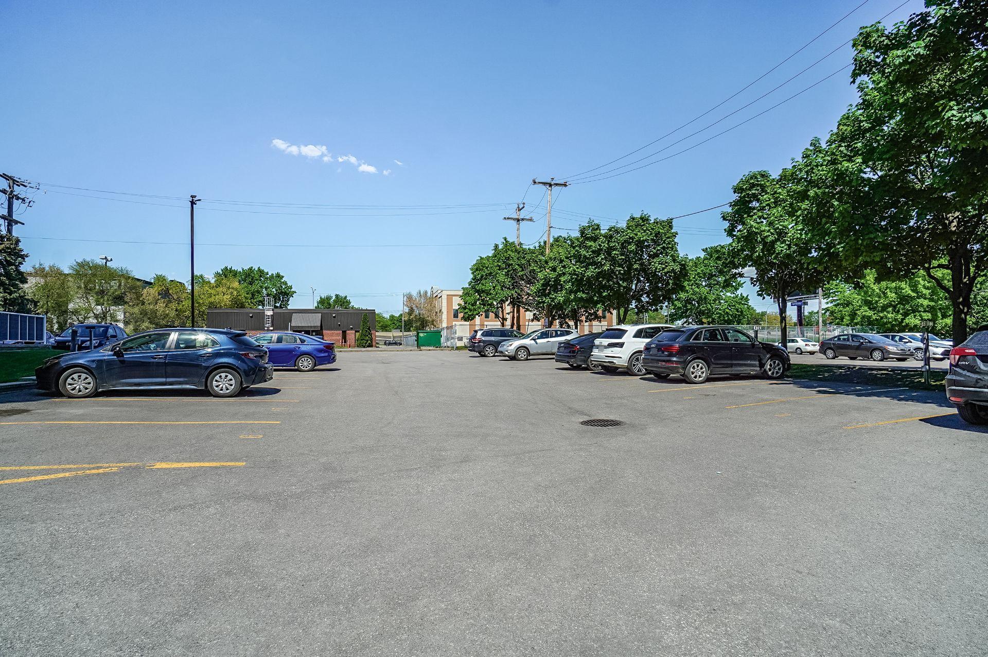 









6851


Boul. des Roseraies

, 405,
Montréal (Anjou),




QC
H1M3N3

