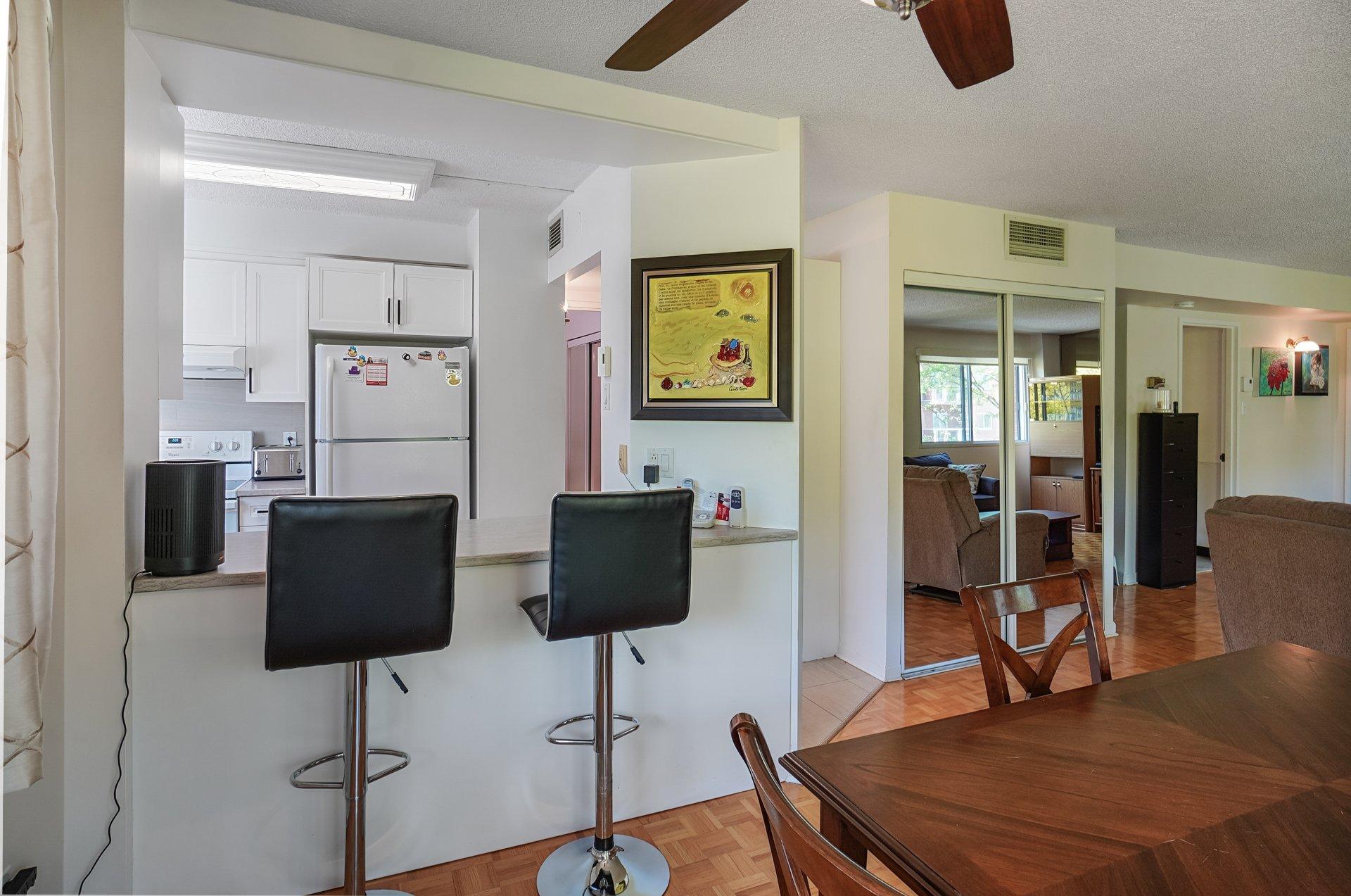 









6851


Boul. des Roseraies

, 405,
Montréal (Anjou),




QC
H1M3N3

