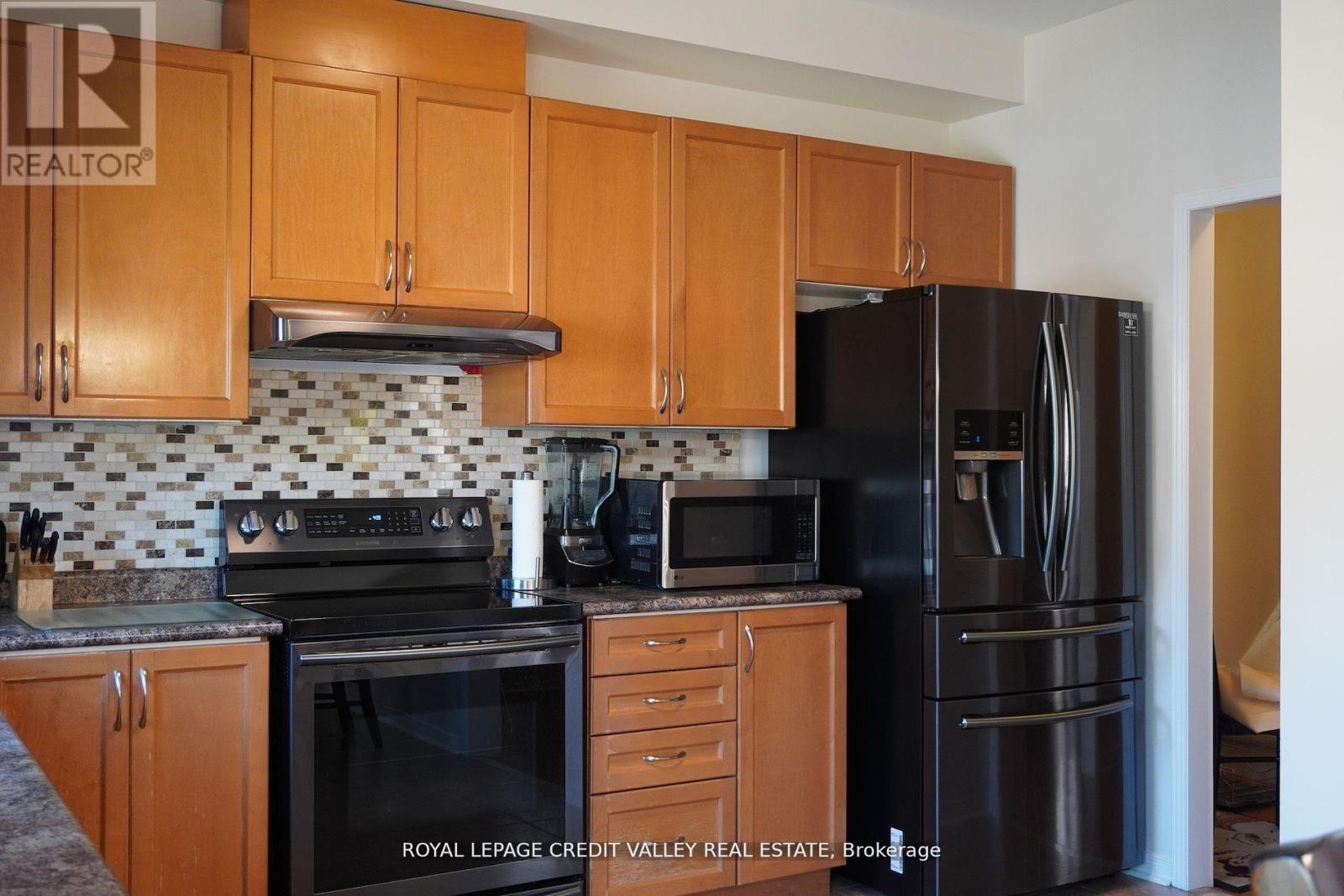 












72 KILREA WAY

,
Brampton,




Ontario
L6X0R3

