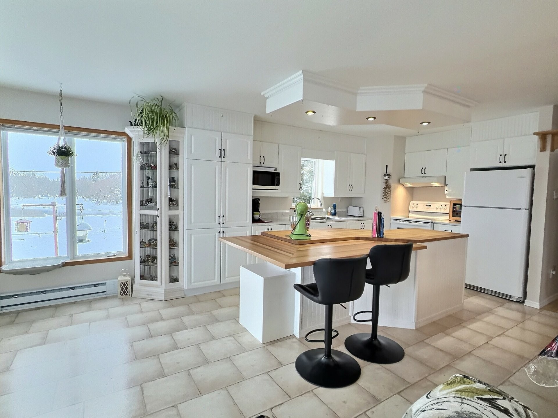 









762


Rue Principale

,
Rémigny,




QC
J0Z3H0


