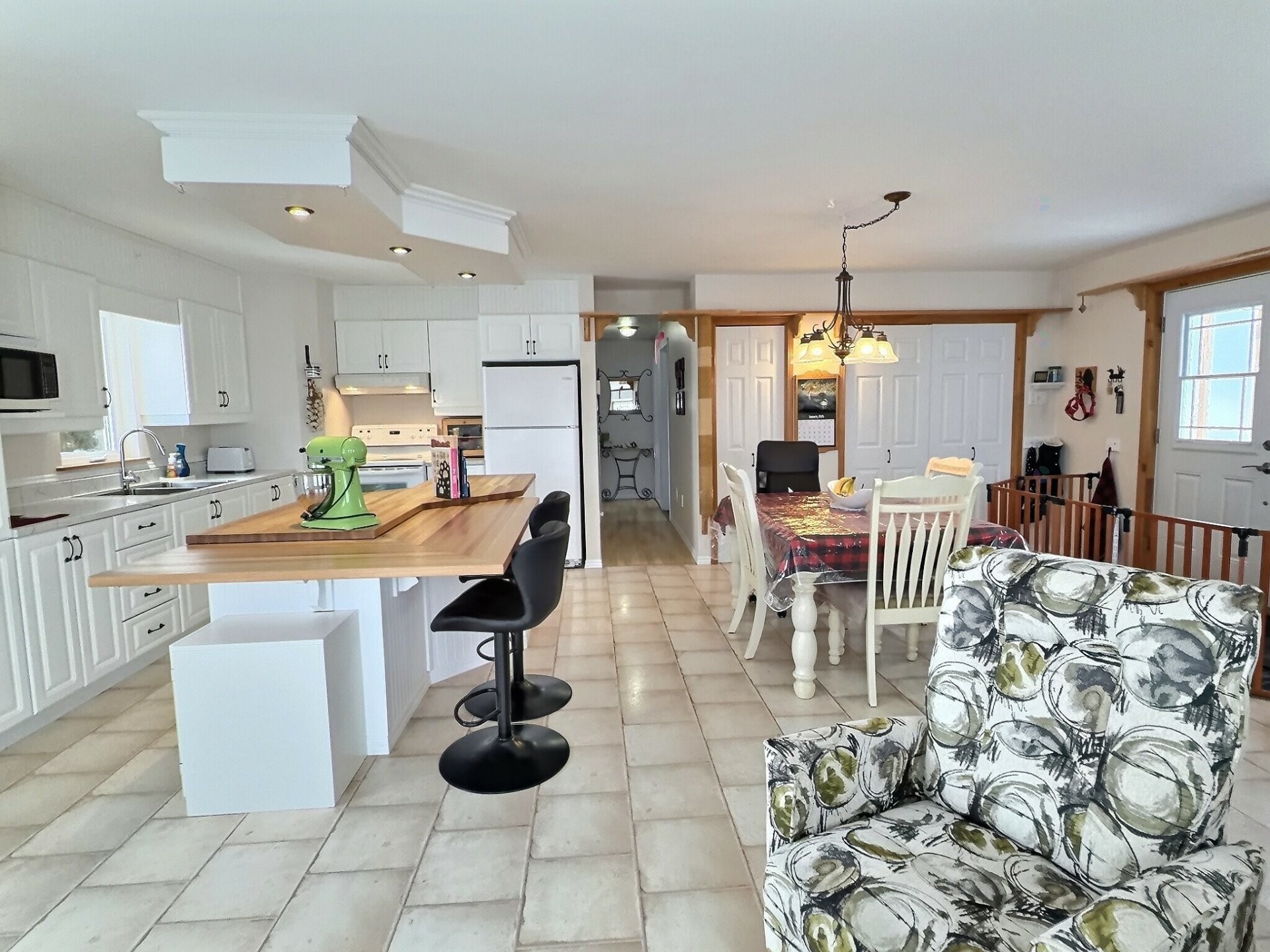 









762


Rue Principale

,
Rémigny,




QC
J0Z3H0

