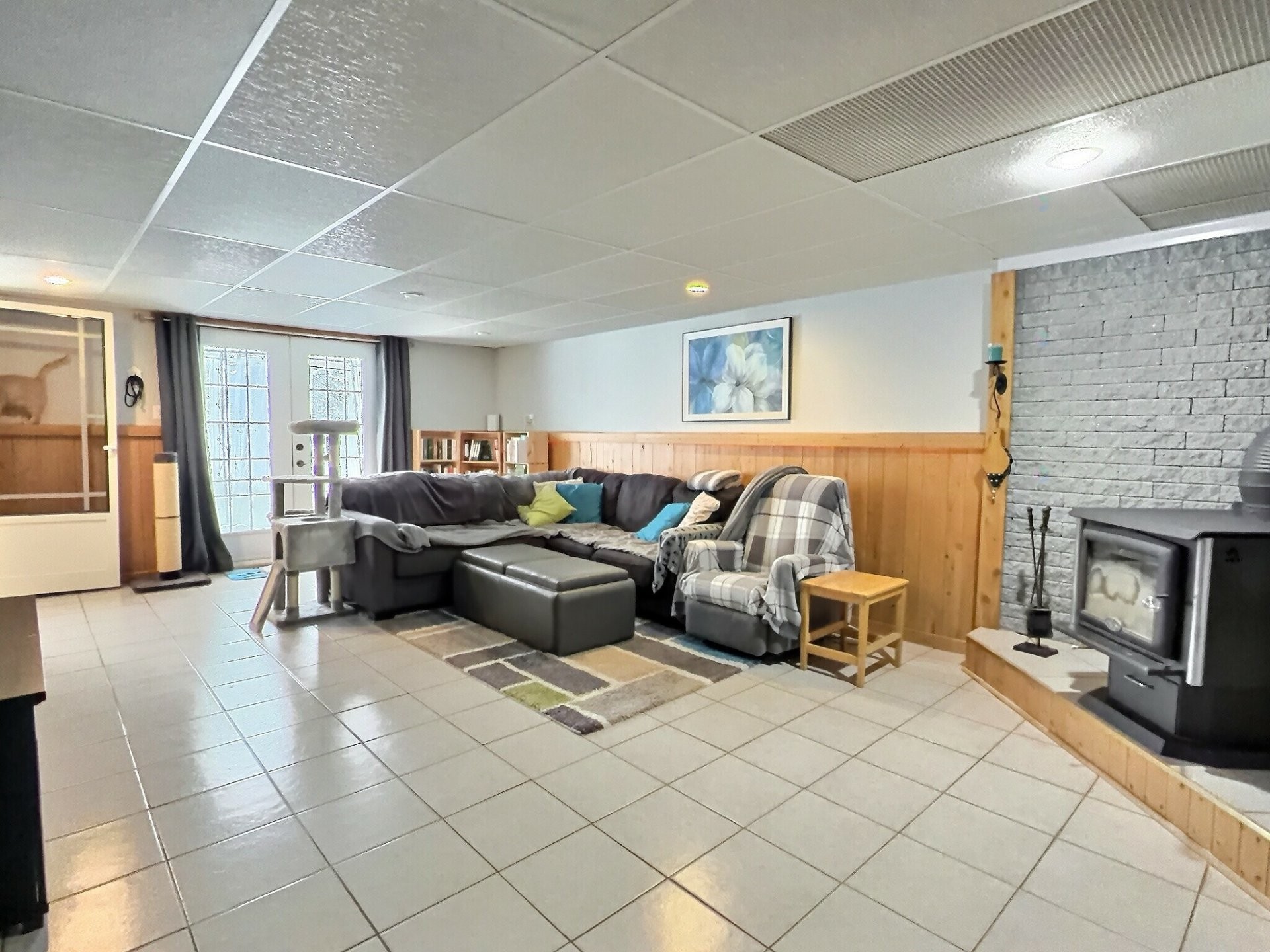 









762


Rue Principale

,
Rémigny,




QC
J0Z3H0

