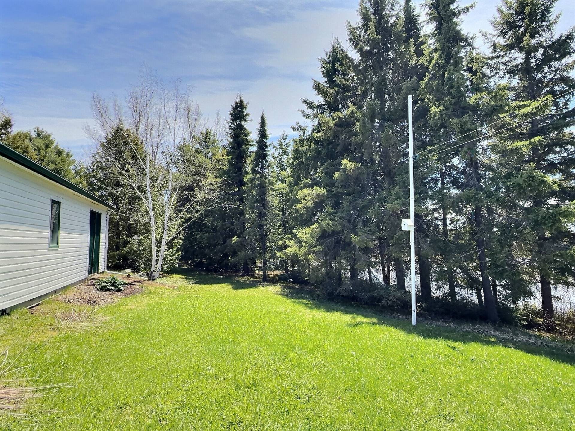









762


Rue Principale

,
Rémigny,




QC
J0Z3H0

