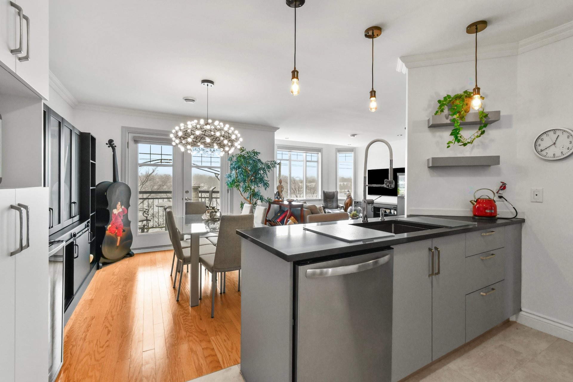 









754


Rue Richelieu

, 302,
Beloeil,




QC
J3G4P5

