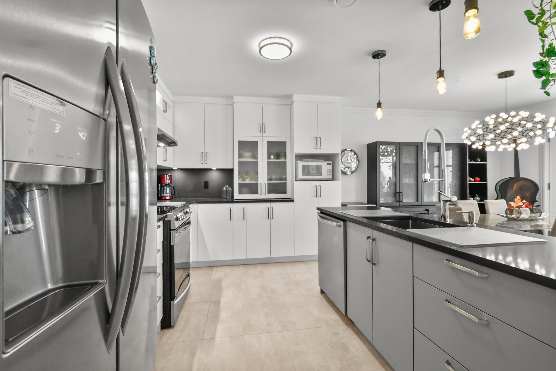 









754


Rue Richelieu

, 302,
Beloeil,




QC
J3G4P5

