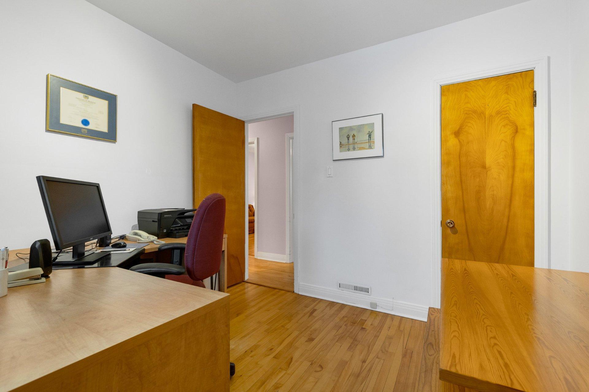 









1370


Rue Lépine

,
Montréal (Saint-Laurent),




QC
H4L4N6

