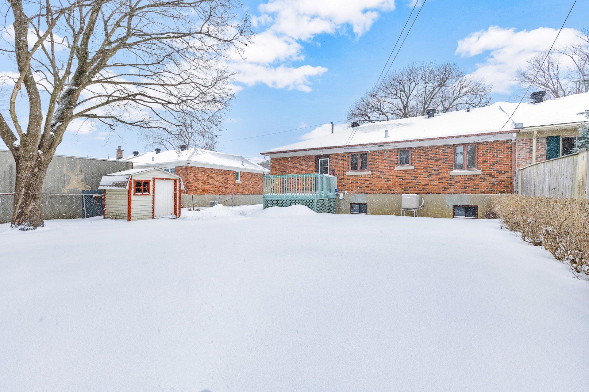 









1370


Rue Lépine

,
Montréal (Saint-Laurent),




QC
H4L4N6

